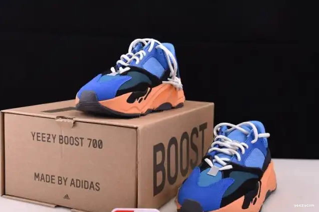 YEEZY GZ0541 700 ADIDAS 0525